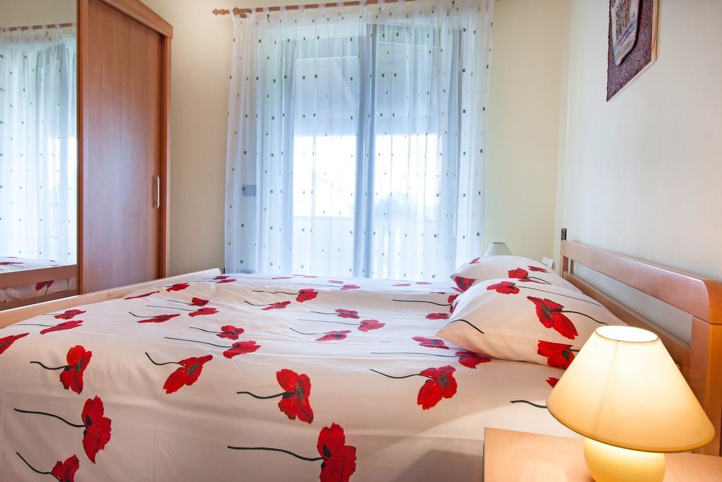 Apartman Orbanici Exterior photo